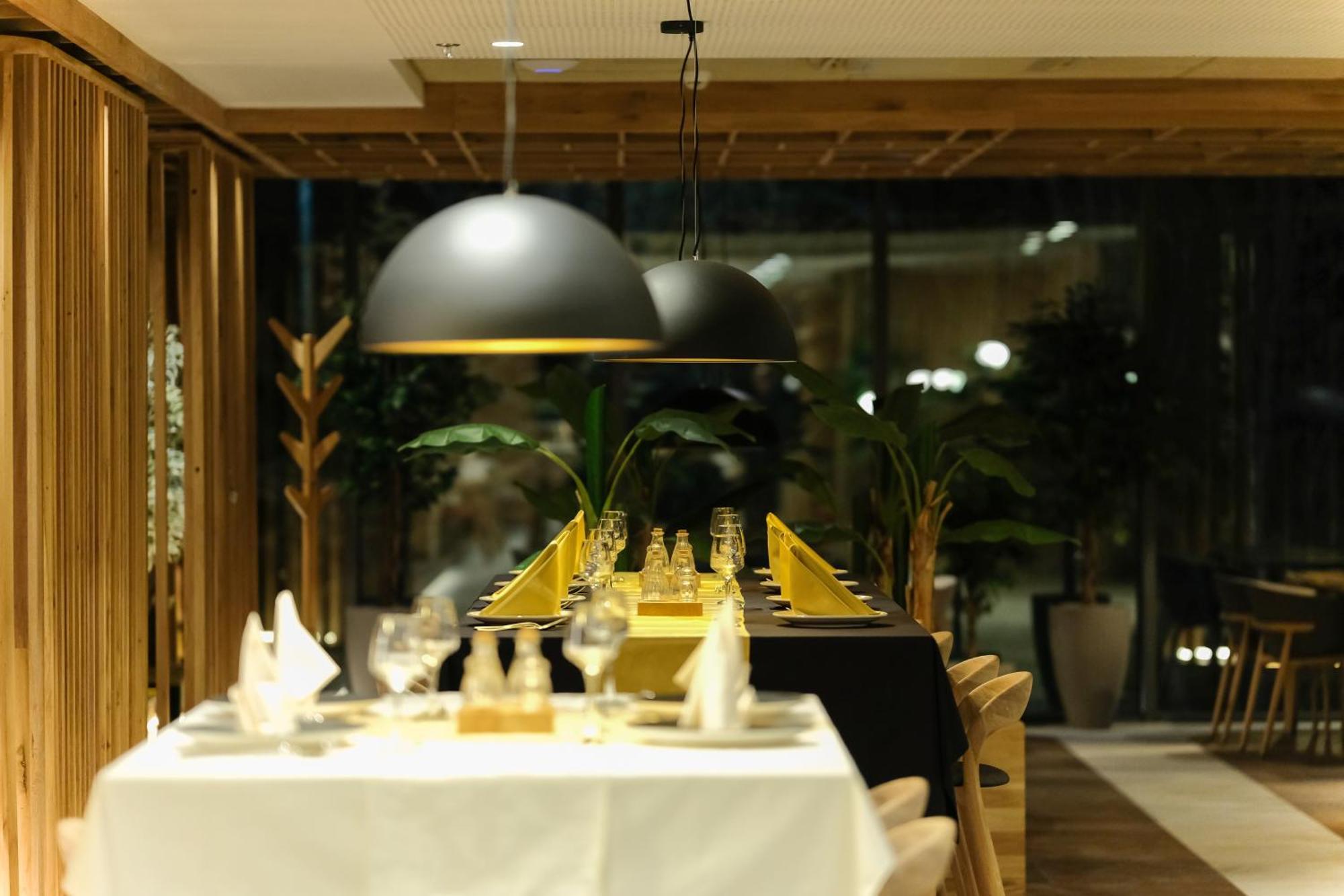 Hotel Vema Visoko Extérieur photo